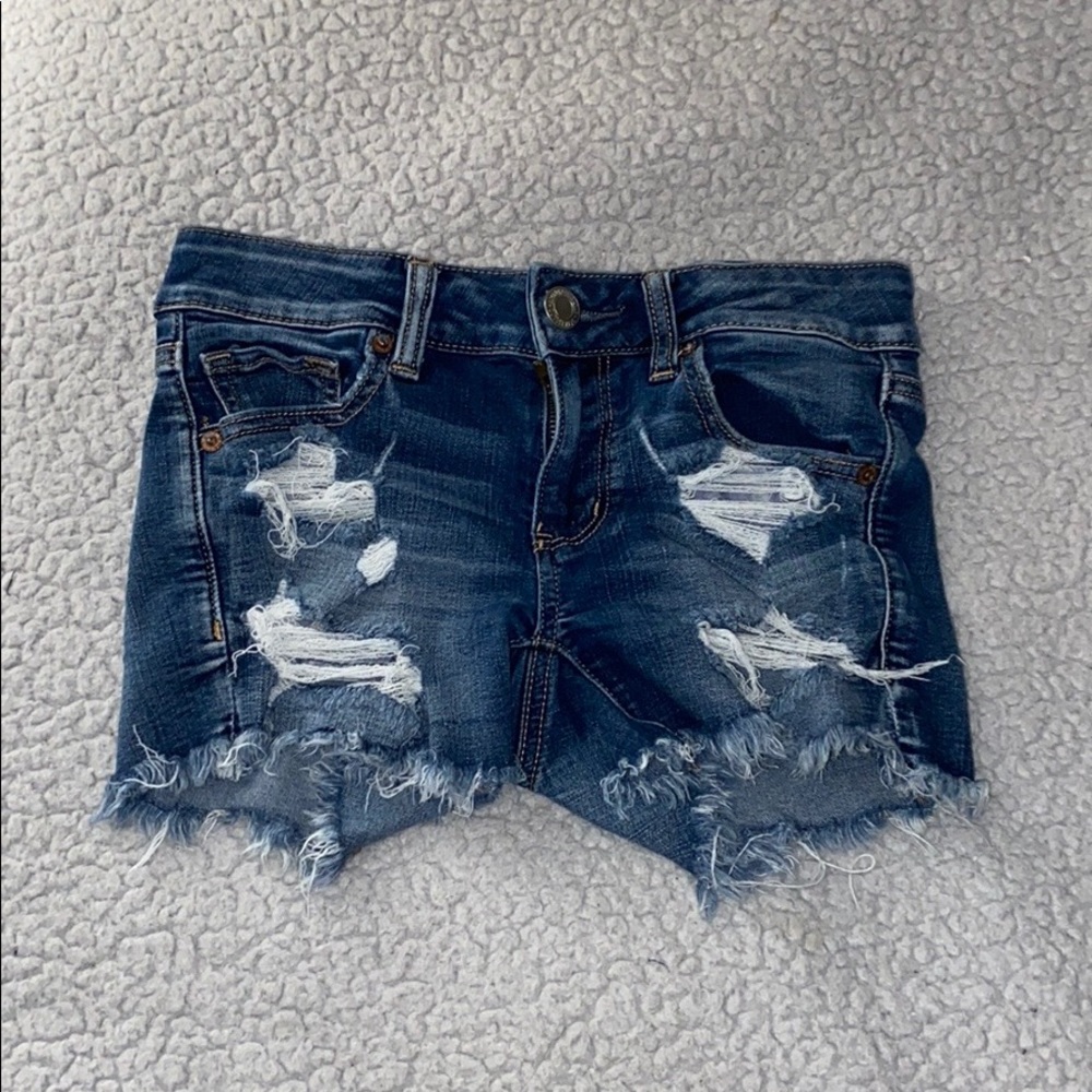 AMERICAN EAGLE ripped jean shorts